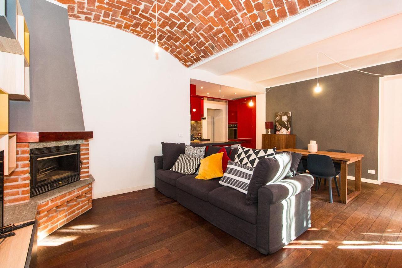 Appartement Colorful Statuto Square Design Apart à Turin Extérieur photo