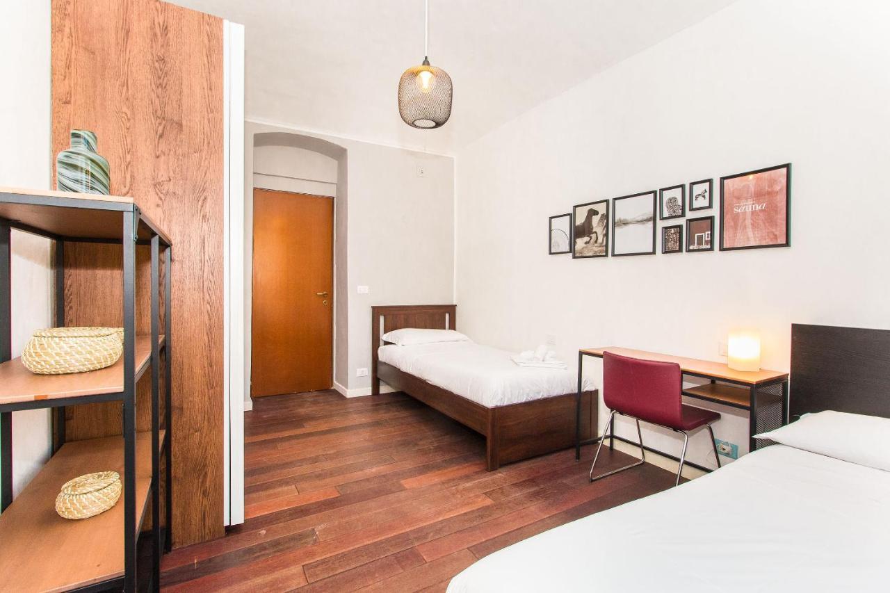 Appartement Colorful Statuto Square Design Apart à Turin Extérieur photo
